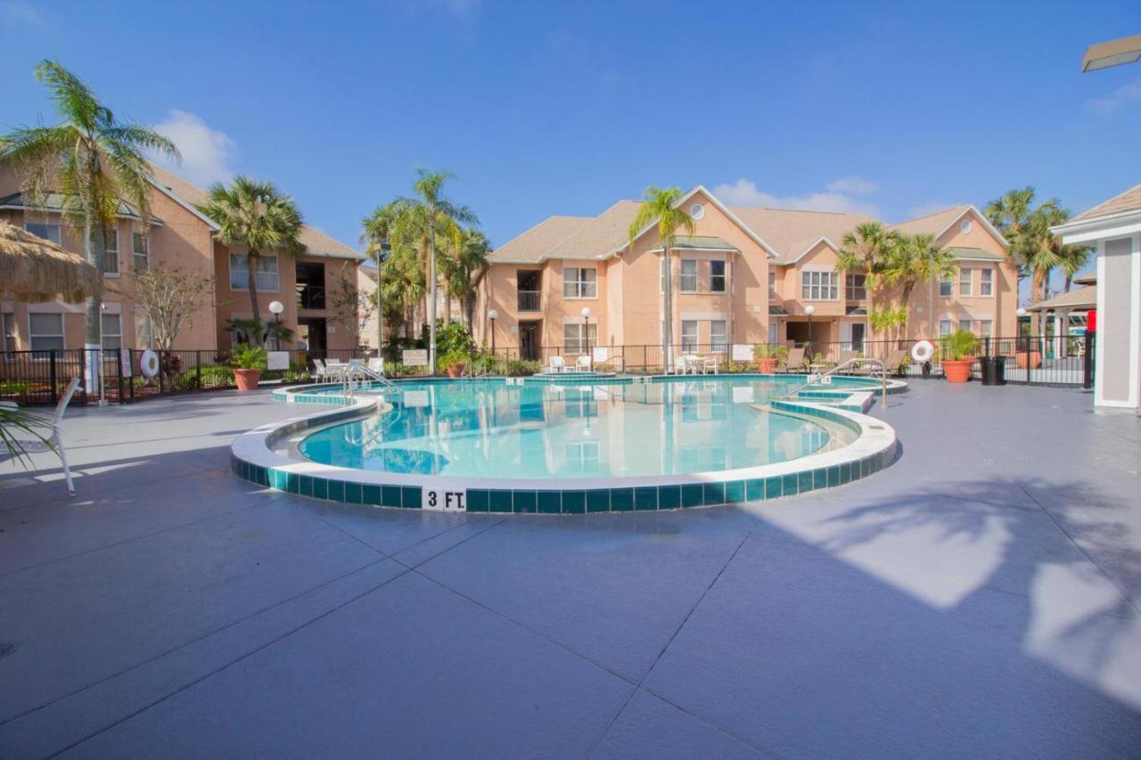 Studio With Double Bed And Community Pool Miles From Disney! Orlando Buitenkant foto