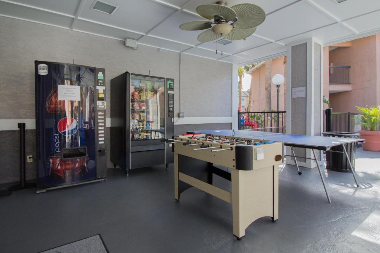 Studio With Double Bed And Community Pool Miles From Disney! Orlando Buitenkant foto